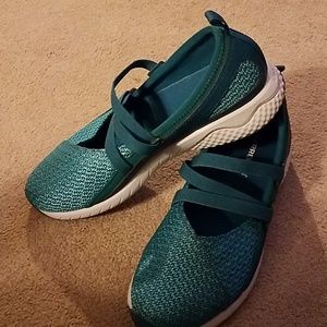 Merrell Performance Footwear 9.5M Brand New